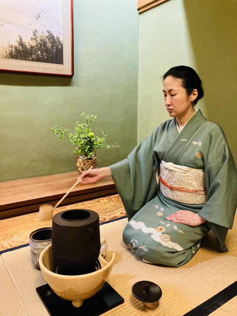 Tea ceremony experiences茶道体験